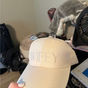 Wifey Cream Cap